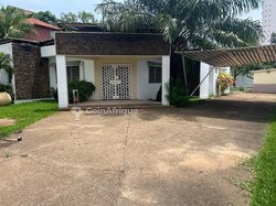 Location villa basse 6 pièces Marcory zone 4