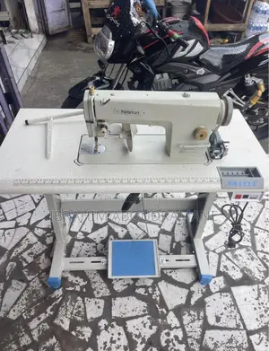 Machine À Coudre