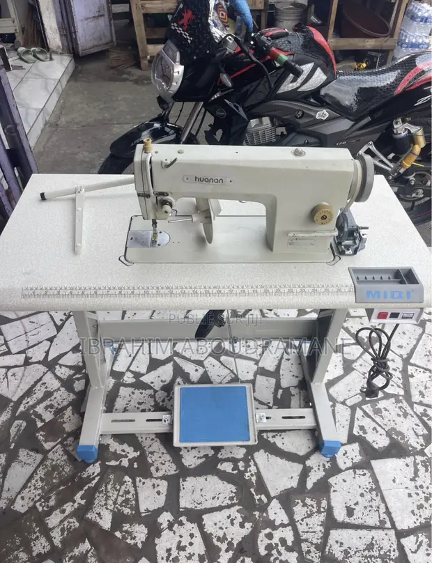 Machine À Coudre