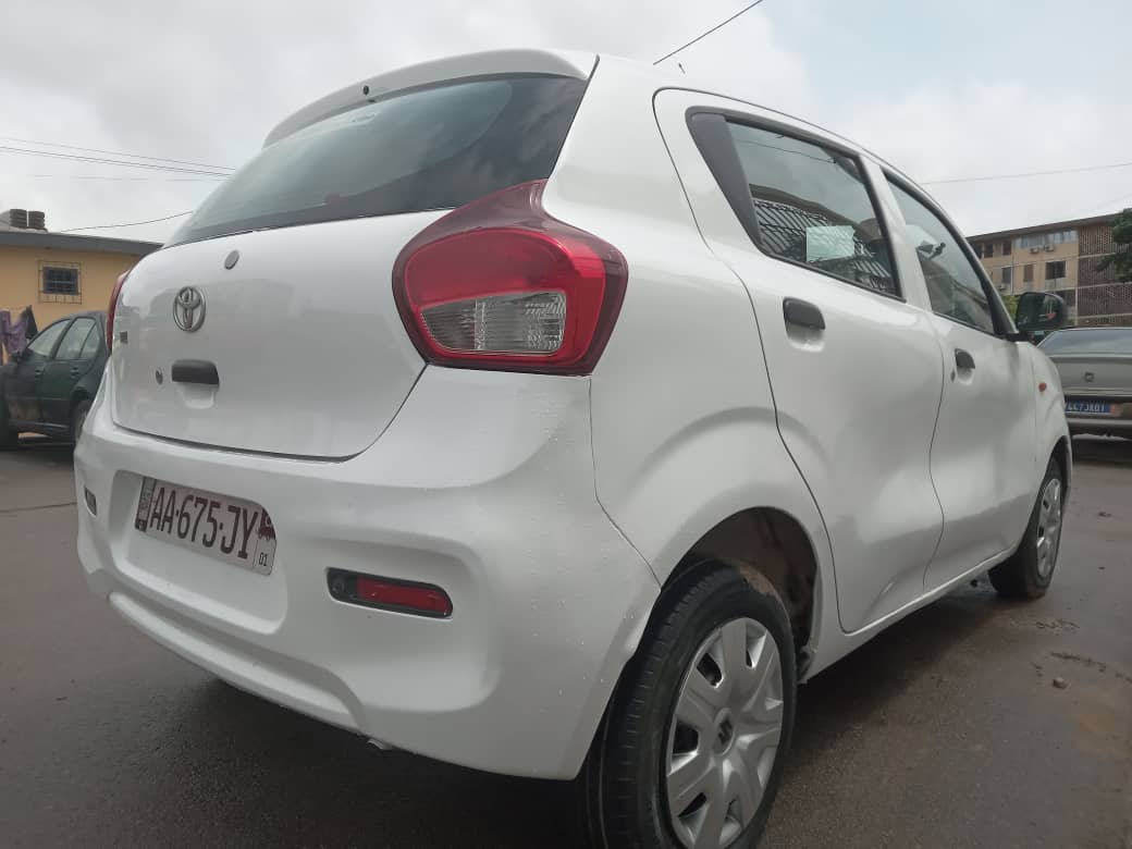 Toyota vitz en vente