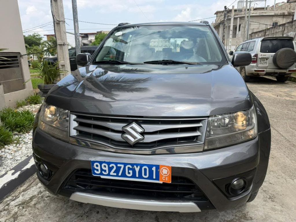Suzuki Grand Vitara 2015 - Boîte auto, 5.900.000F