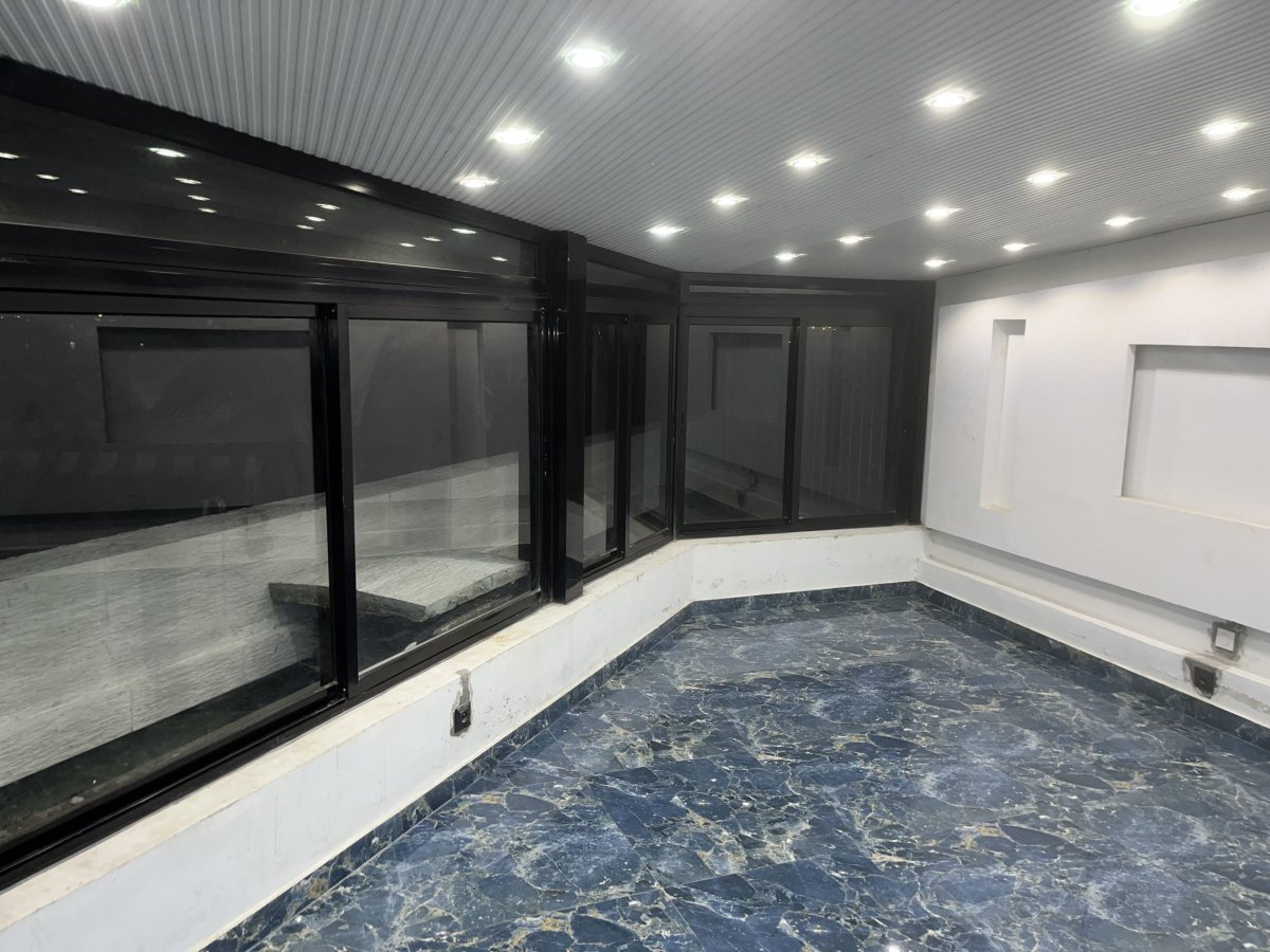 Bureaux haut standing de 150 m² à louer ou à vendre — Plateau, Rue du Commerce