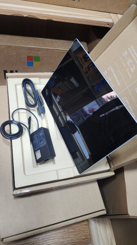 Microsoft Surface Pro 7+ Core i7 11e Gén 16Go 256Go SSD