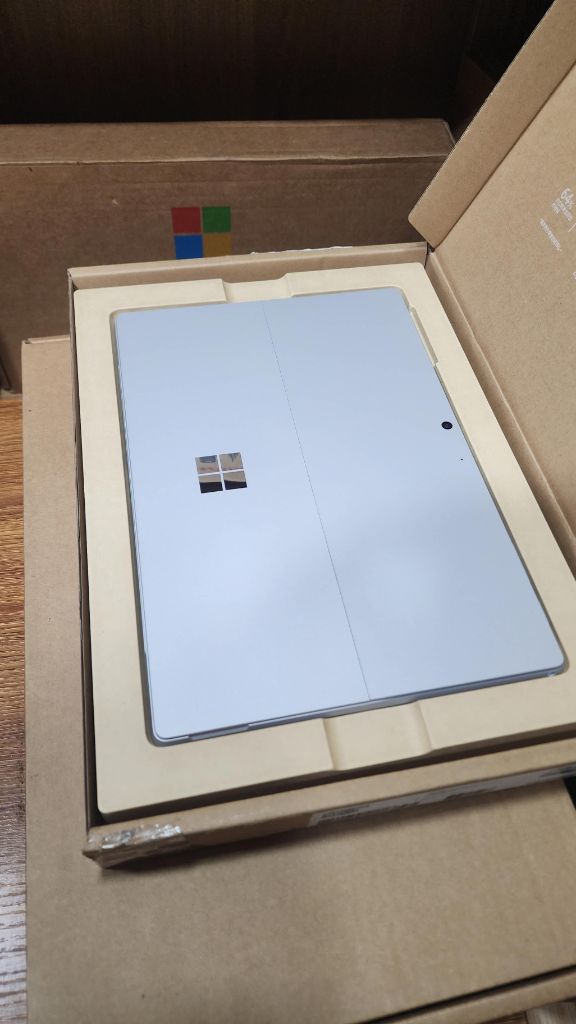 Microsoft Surface Pro 7+ Core i7 11e Gén 16Go 256Go SSD