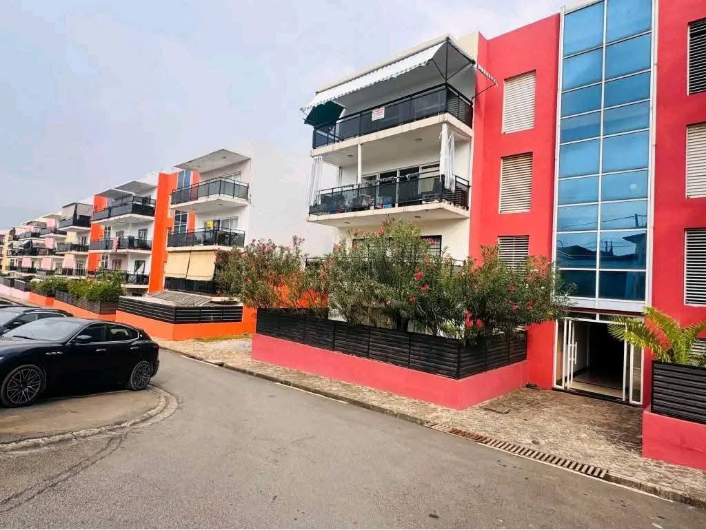 BEL APPARTEMENT 4 pièces 