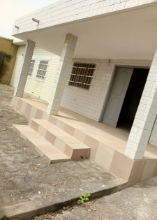 Villa à louer – Bondoukou  