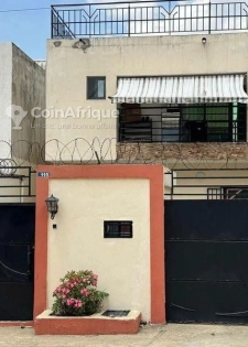 Vente villa duplex 4 pièces à Angré chu bessikoi