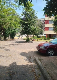 Un appartement a vendre en face de la pyramide plateau
