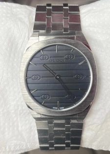 MONTRE FRIPERIE