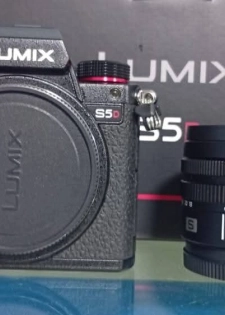 LUMIX S5 D
