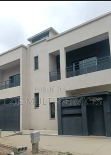 6chbre Duplex dans Zié Multi-Service, Cocody à Vendre