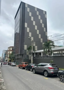 20chbre Blocs d'appartements dans Zié Multi-Service, Le Plateau