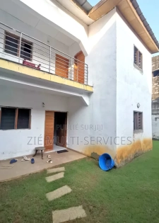 5chbre Duplex dans Zié Multi-Service, Cocody à Vendre