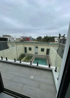 6chbre Duplex dans Ismaël Coulibaly, Cocody à Vendre