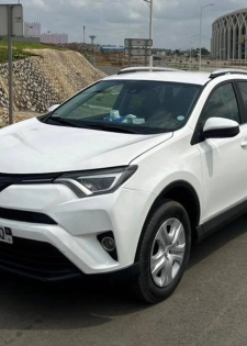 TOYOTA RAV4  ANNÉE 2017/2018