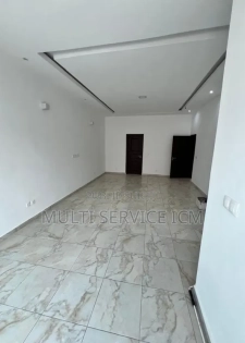 3chbre Duplex dans Cocody Abatta à Vendre