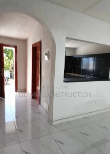 1chbre Appartement dans Bingerville à Vendre
