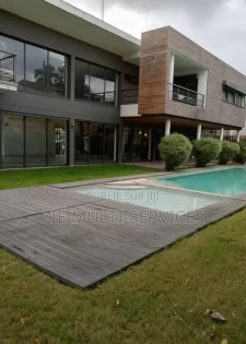 Furnished 7chbre Duplex dans Zié Multi-Service, Cocody à Vendre