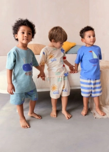 Vêtements petites enfances 