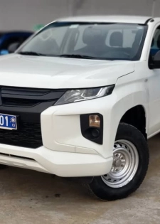 Mitsubishi L200 Double cabine Année 2023/2024