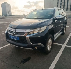 MITSUBISHI PAJERO SPORT 7 places 2018 diesel automatique 