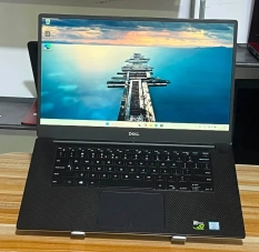 Dell XPS 15 i7 16Go 512Go SSD GTX 1050Ti